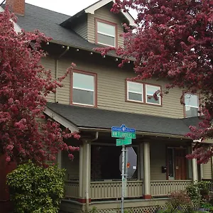 Guest house International